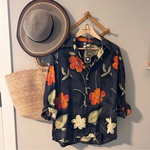 Vintage Floral Silk-Feel Button Up Blouse – Black Tropical Print
